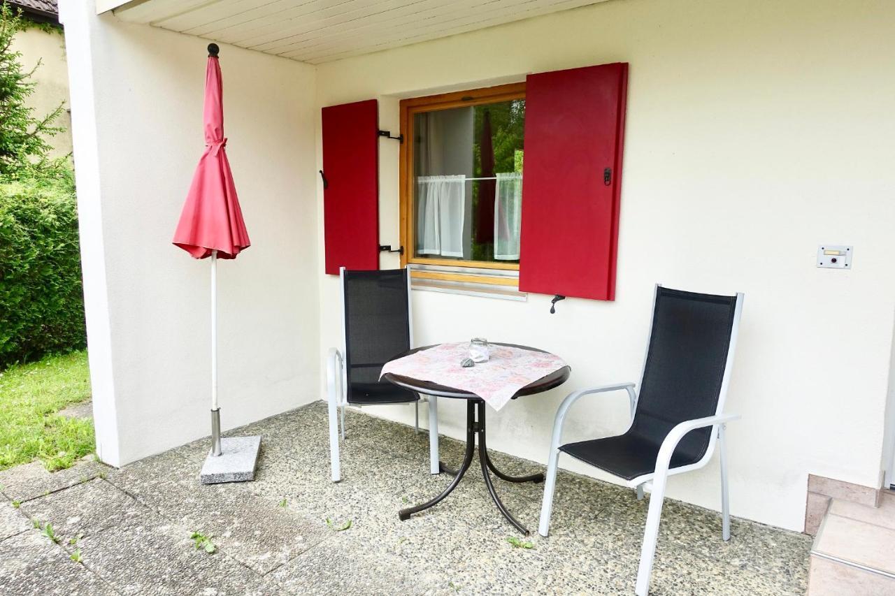 Ferienwohnung #4 Mit Terrasse In Zentraler Dennoch Ruhiger Lage - Stadtbus Vor Der Tuer! Lindau  Bagian luar foto